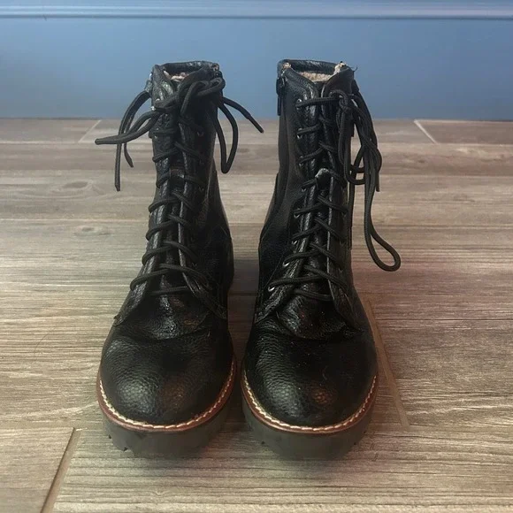 Black Faux Leather Lace Up Combat Boots Women Size 8 Side Zip Lug Sole - Picture 1 of 4